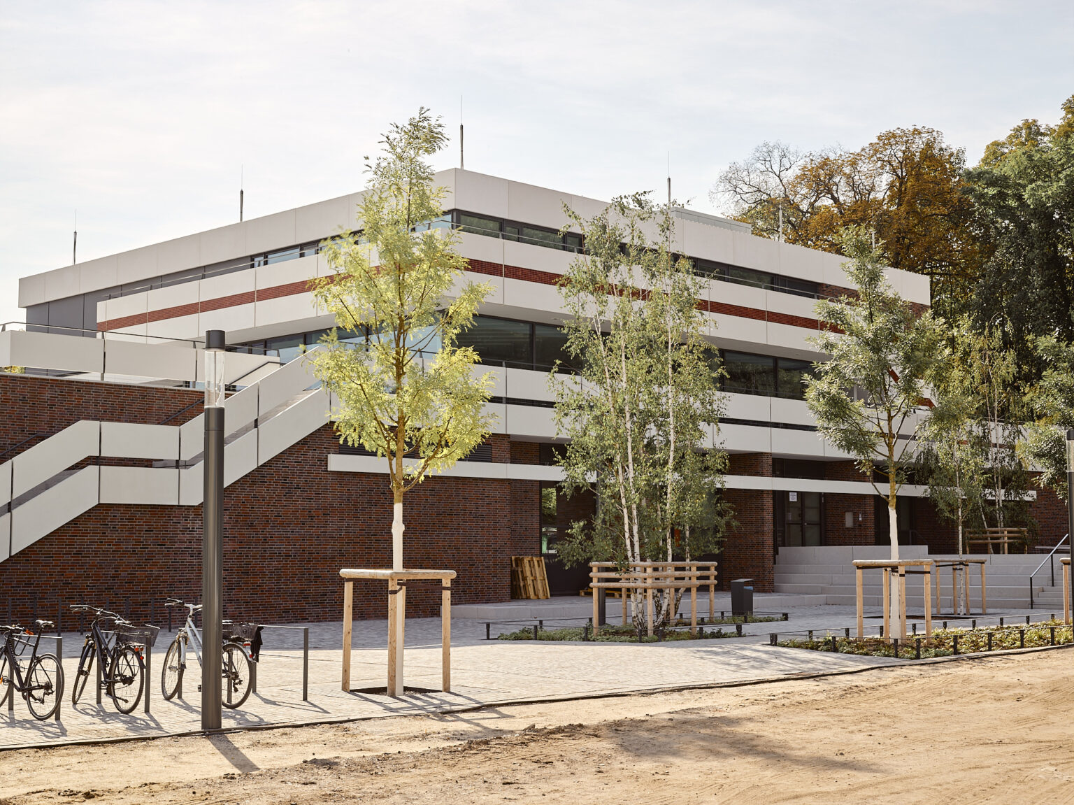 holiday inn the niu amity potsdam by ihg